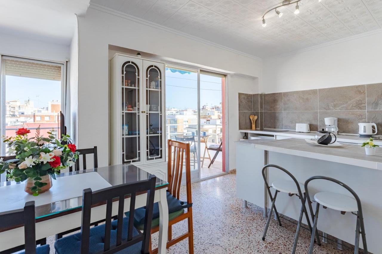 Town Center Apartment El Перельо Экстерьер фото